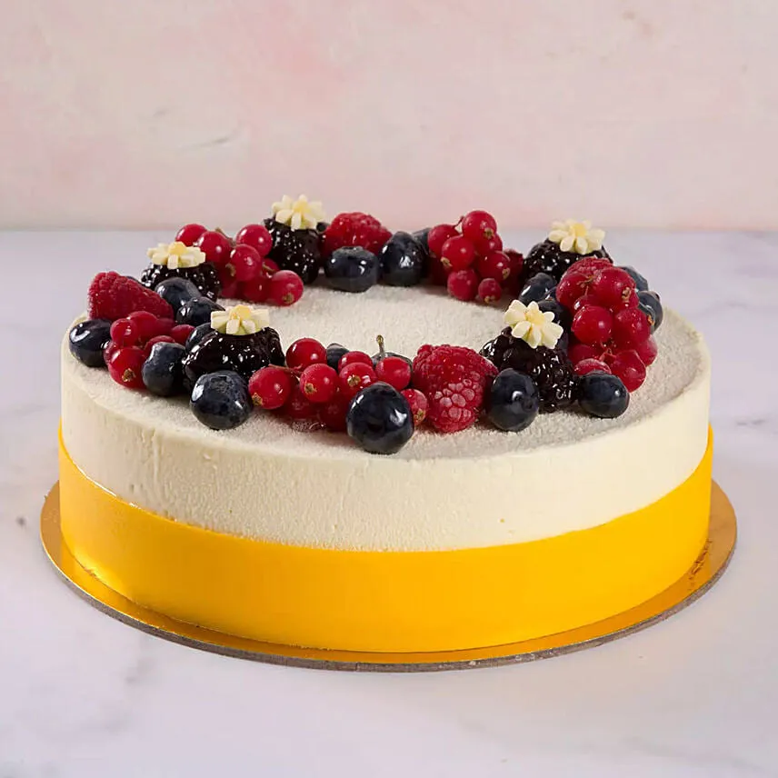 1 Kg Vanilla Berry Cake For Anniversary