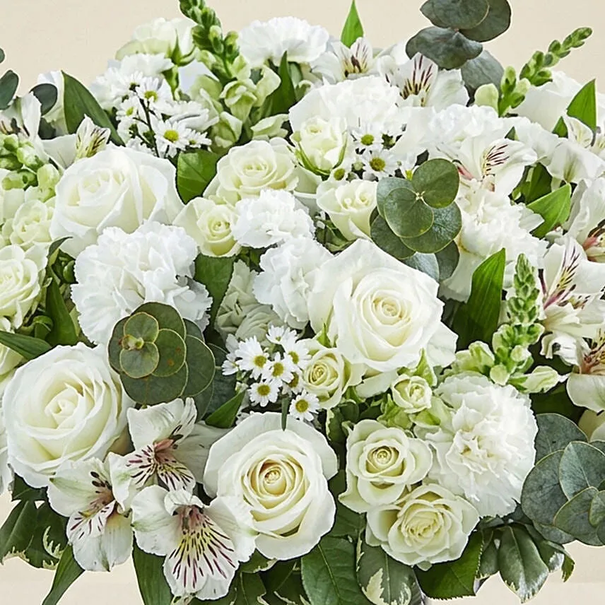 Glamorous White Flowers Vase