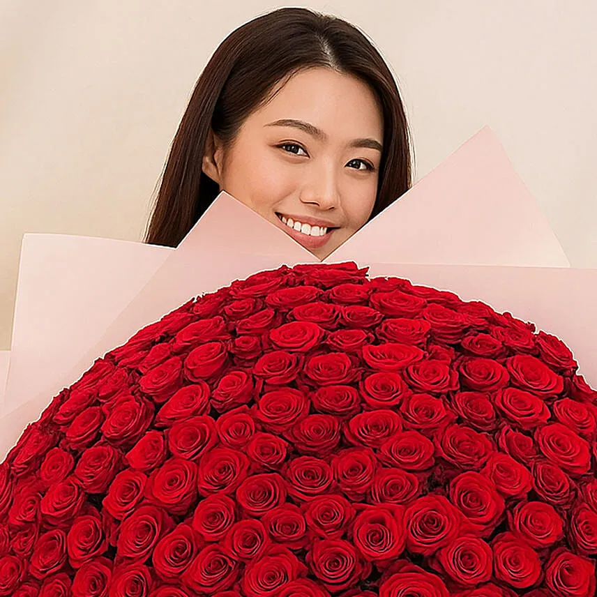 600 Red Roses Bouquet