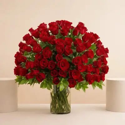 100 Roses Amazing Glass Vase - Red