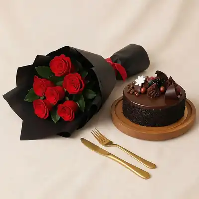 طقم هدايا كيك وورد جوري احمر - شوكولاته