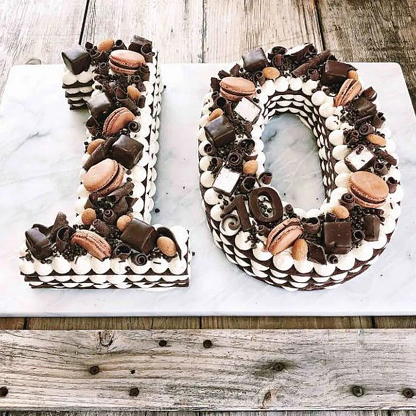 Yummy Number 10 Macarons Cake