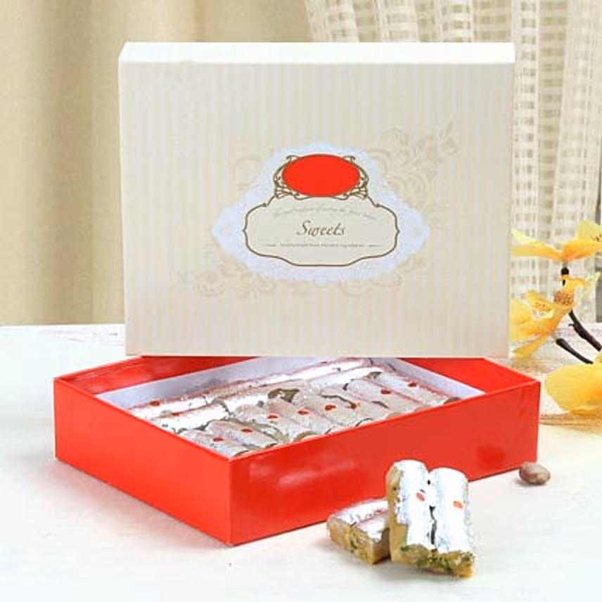 Box of Kaju Roll 2Kg