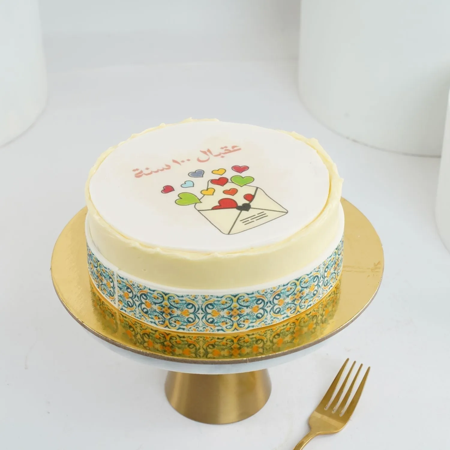 Exquisite Red Velvet Birthday Wishes Engraved Cake - 500gm