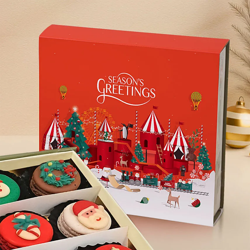 Christmas Macarons Box 9 pcs
