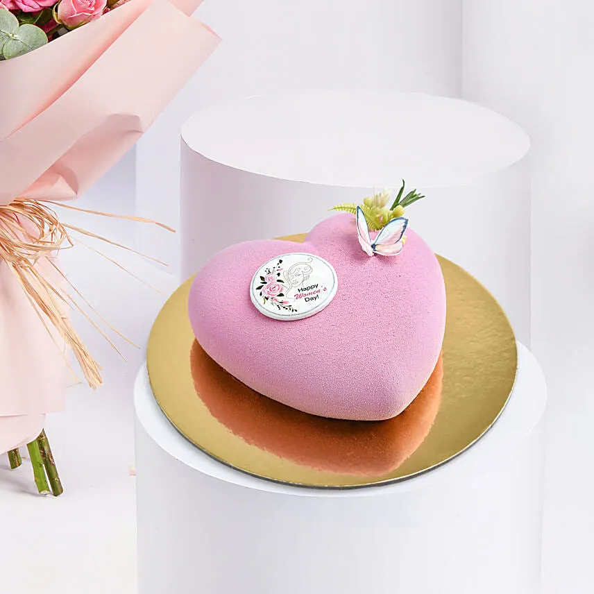 Blushing Pink Bouquets With Cake