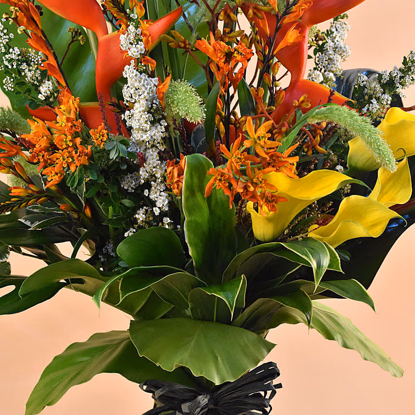 Enticing Mixed Flowers Bouquet