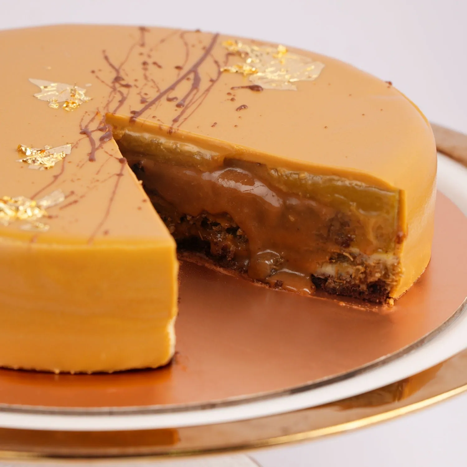 Luxurious Qatari Royal Caramel Cake with Golden Touch - 500gm