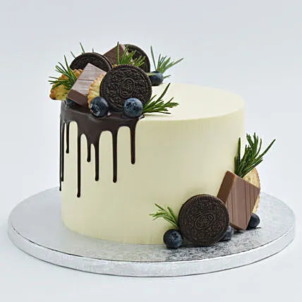 Decadent Chocolate Rush Cake with Oreo and KitKat Toppings
