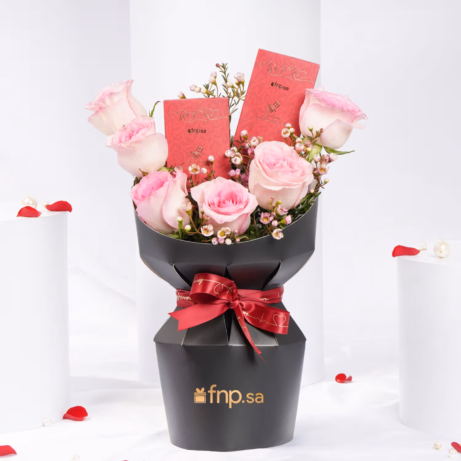 Pink Love Rose Bouquet n Chocolate Bars
