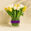 Elegant Arrangement of 20 White and Yellow Tulips in a Stylish Glass Vase