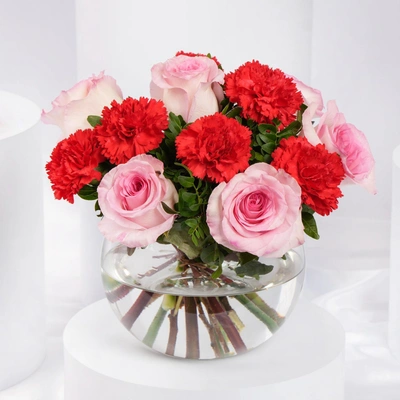 Elegant Love Arrangement: Pink Roses & Red Carnations in Fish Bowl