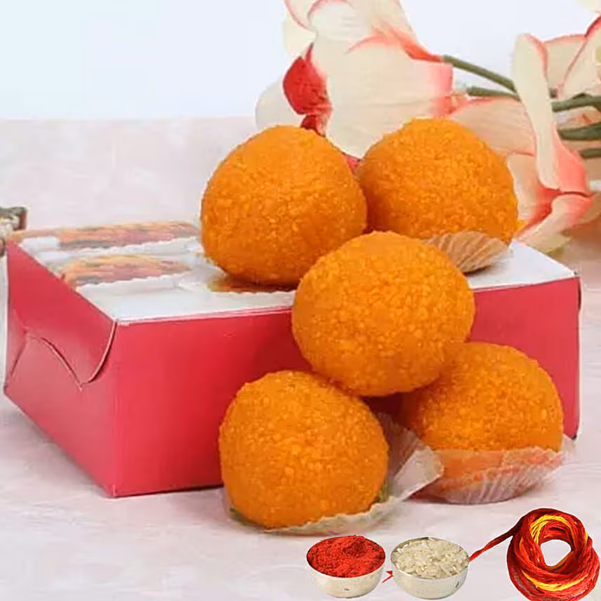 Motichoor Laddoo Box With Moli & Roli Cahwal for Bhaidooj