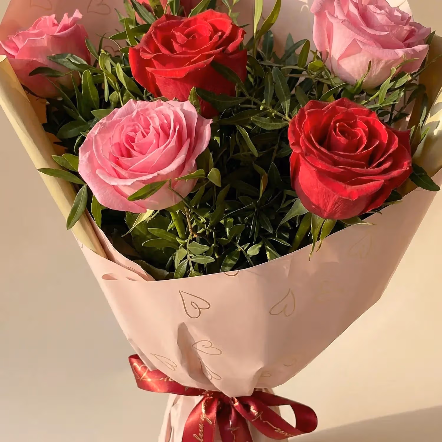 Valentine's Embrace: Romantic Red & Pink Rose - Bouquet