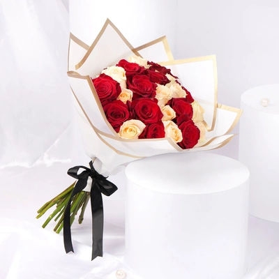 Romantic Blushing Love Bouquet with Red and Peach Roses