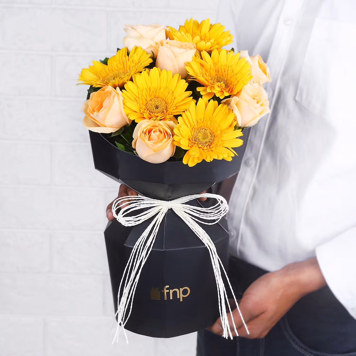 Exquisite Peachy Gerbera Delight Bouquet for Her