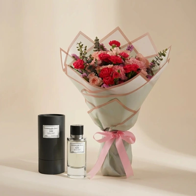 باقة زهرة الحب مع عطر إيمانويل جين باريس VIP PURE - إيمانويل جين باريس VIP PURE EDP 90 مل