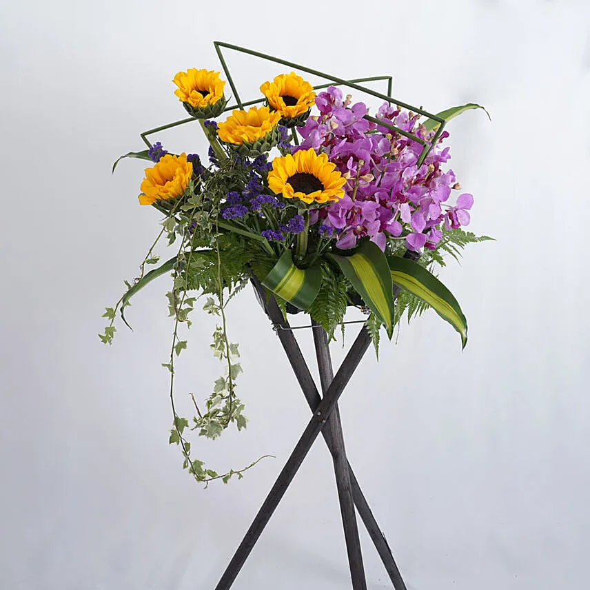Desire Accomplishment Congratulatory Flower Stand