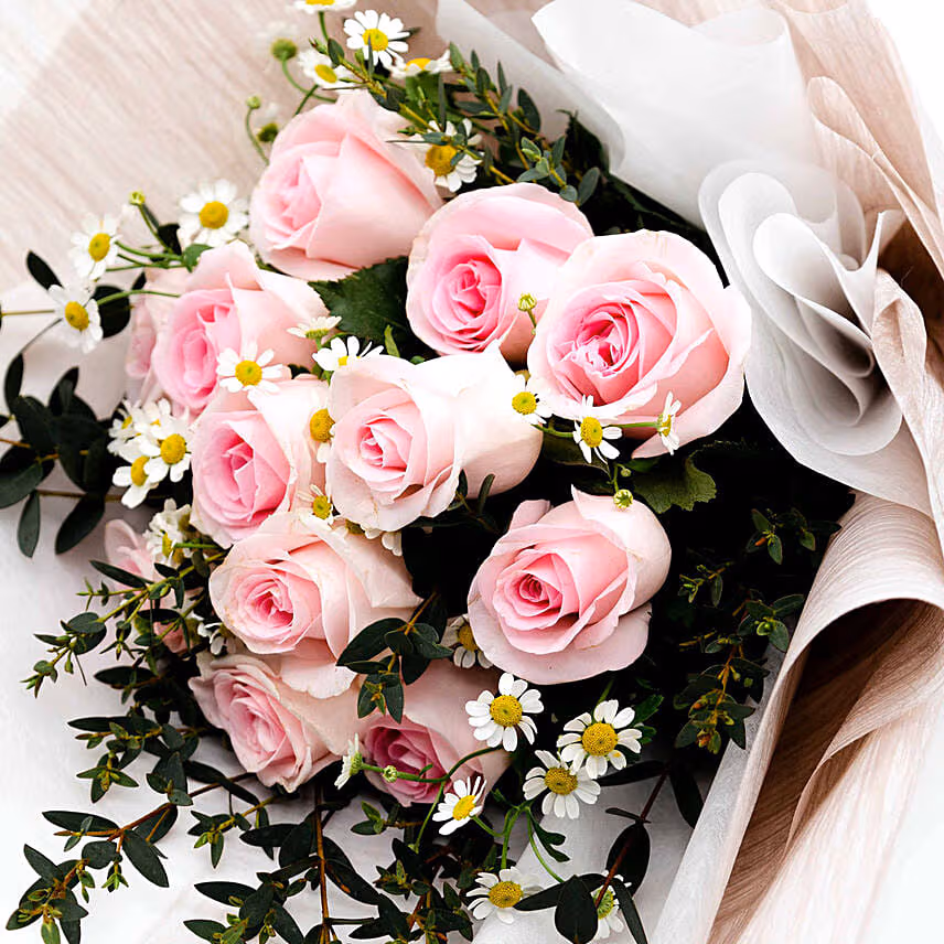 Titanic Rose Chamomile Bouquet With I Love You Table Top For Valentines