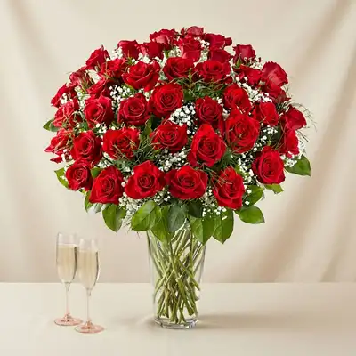 Bunch of 50 Scarlet Red Roses