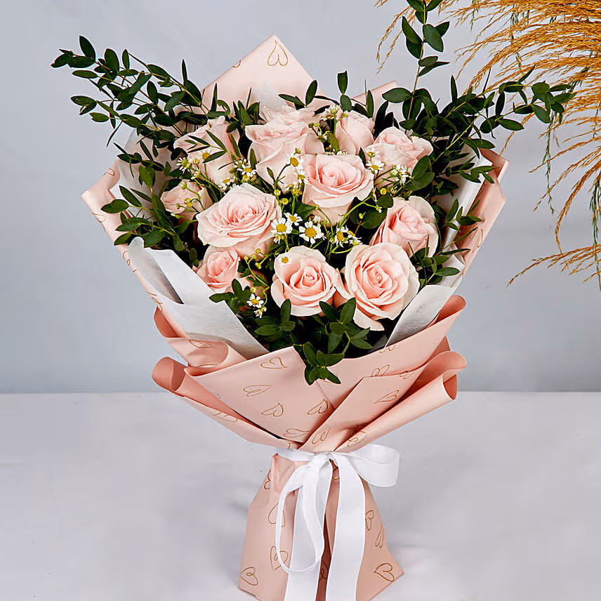 Titanic Rose Chamomile Bouquet For Valentines