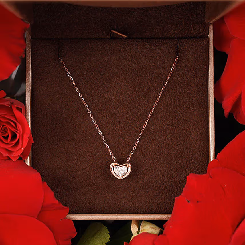KOOHEJI Diamond Heart Gold Necklace & Roses