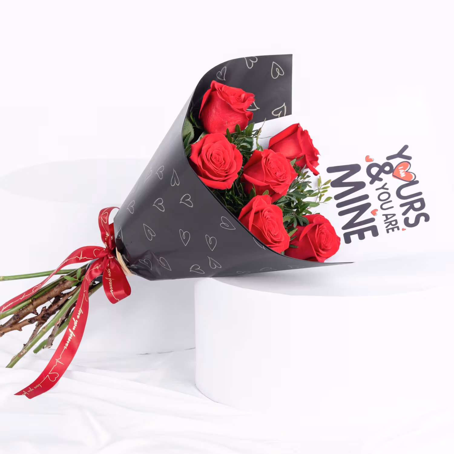 6 Roses Hand Bouquet