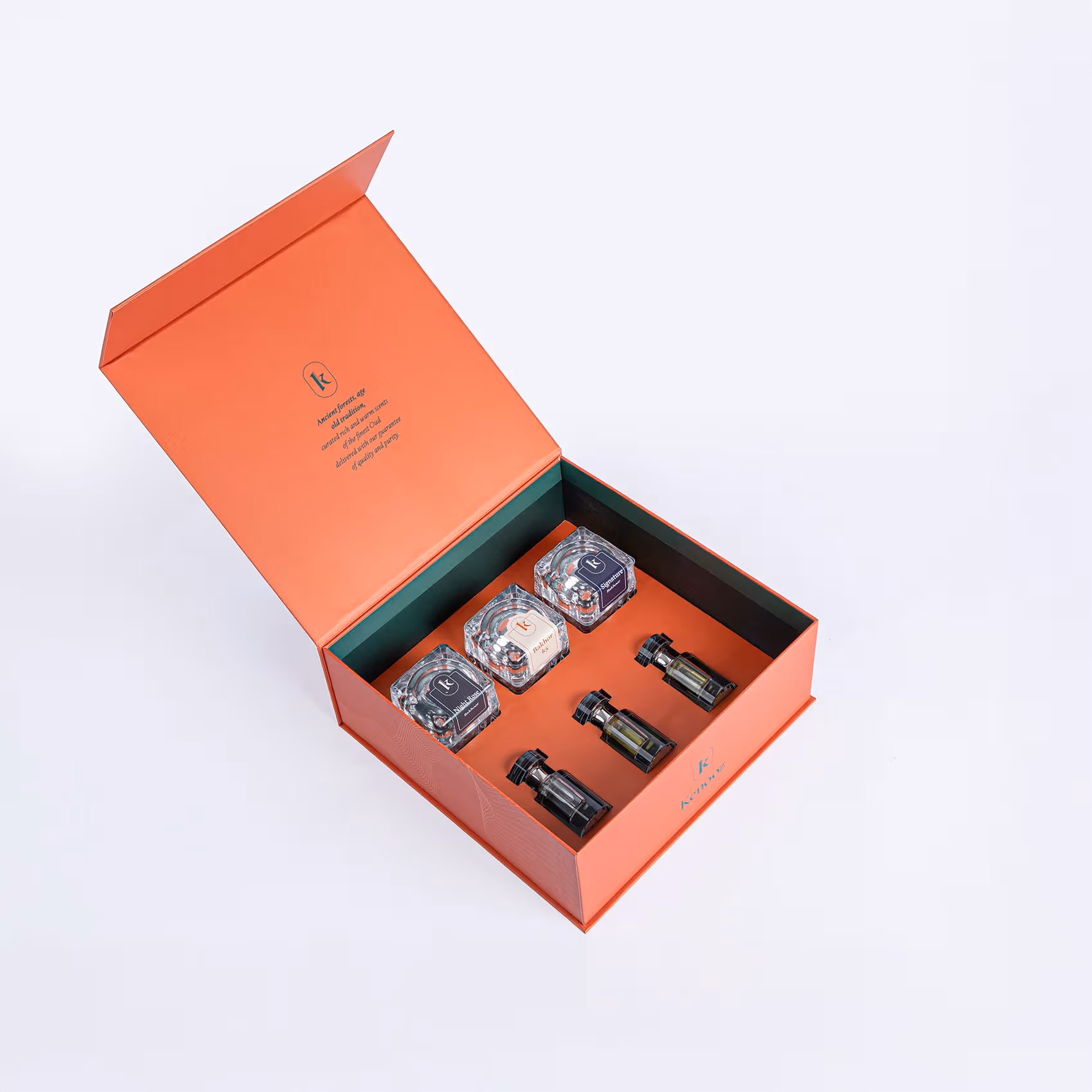 Luxurious Kenooz Gift Set with 15 Orange Roses and Fragrant Delights