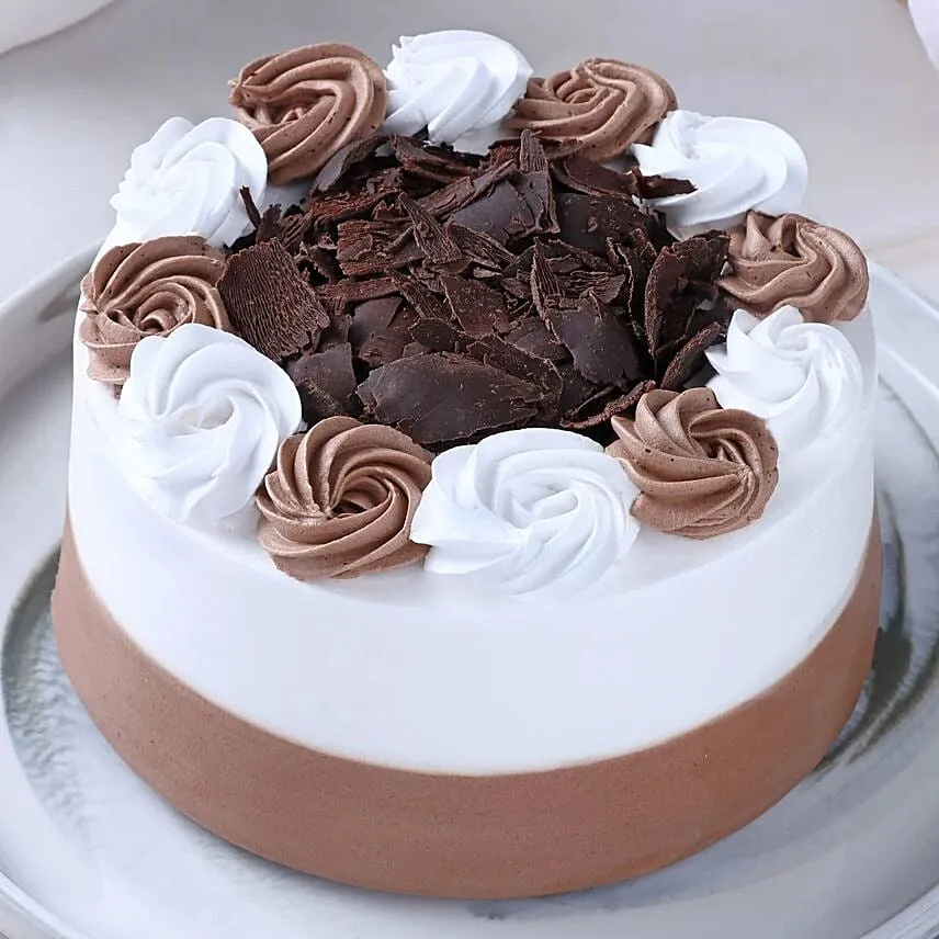 Black Forest Eggless Bento Cake