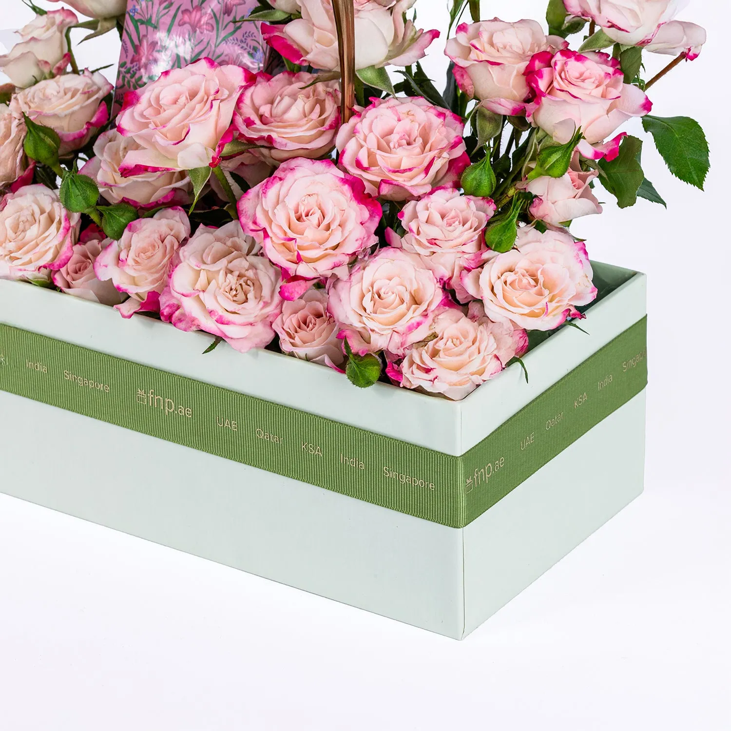 Dual Essence of Flora: Gucci Flora Perfume & Baby Rose Gift Set