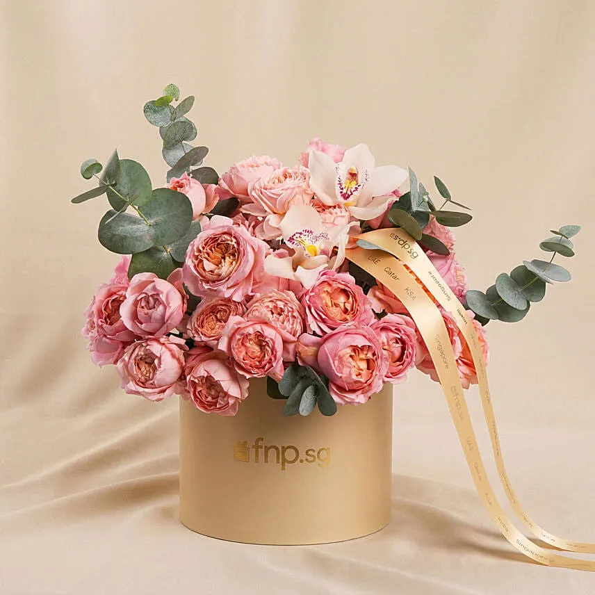 Elegant Peach Rose Bloom Box Arrangement