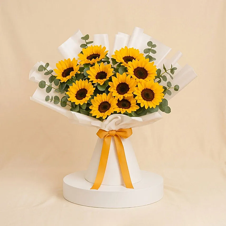 Beautiful Sunflower Hand Bouquet