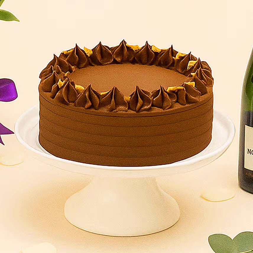 Tulips Cake and Moet Wine Gift Set