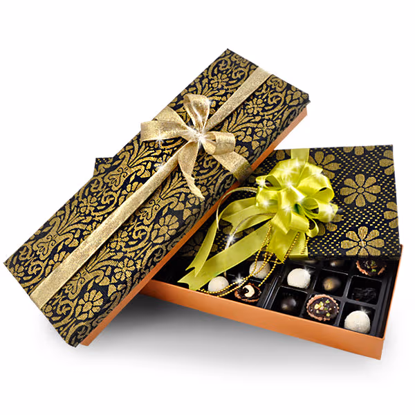 Mukhlis Raya - Baklava, Chocolate Tart, Dates Gift Hamper