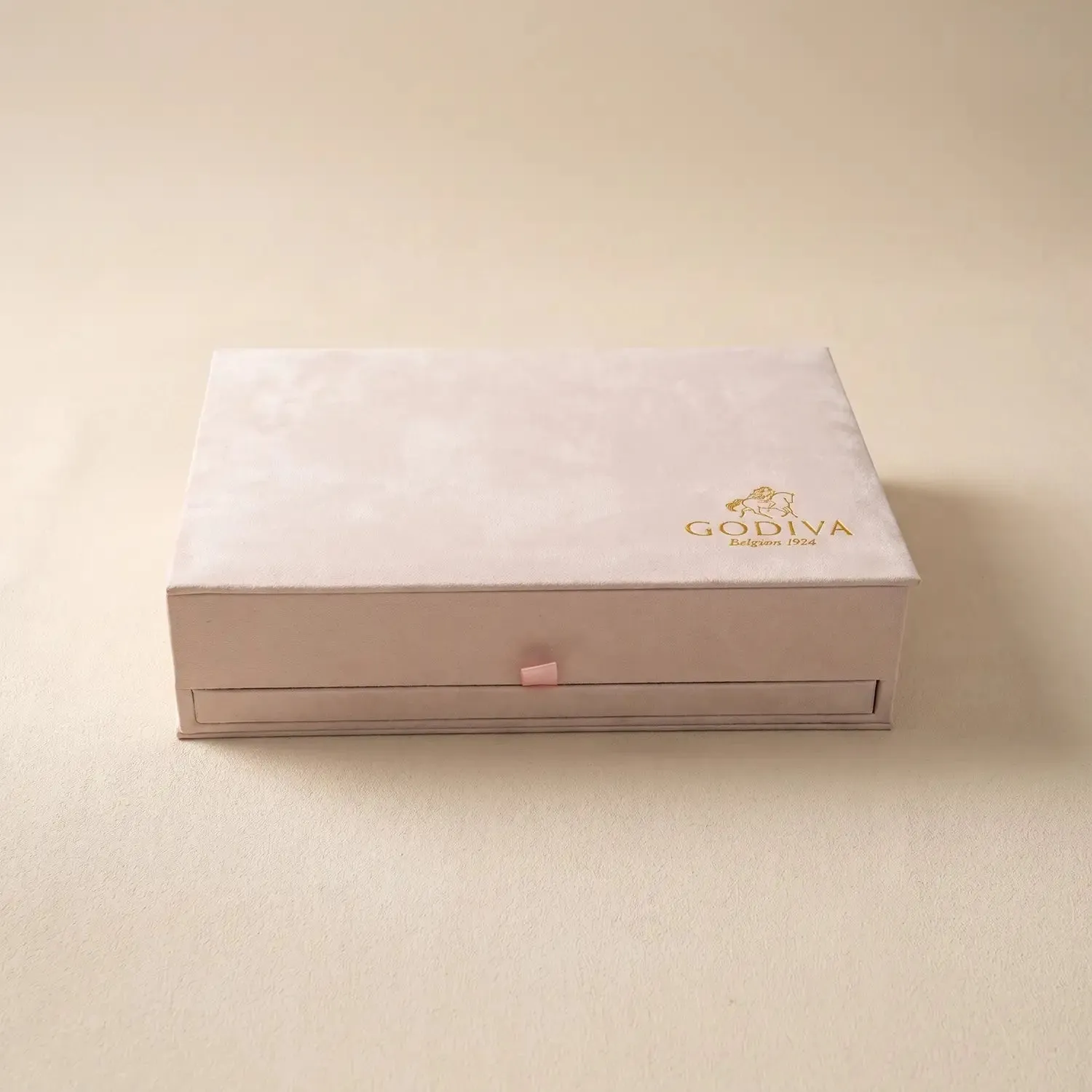 Luxurious Baby Pink Godiva Chocolate Gift Box - 94 Assorted Pieces