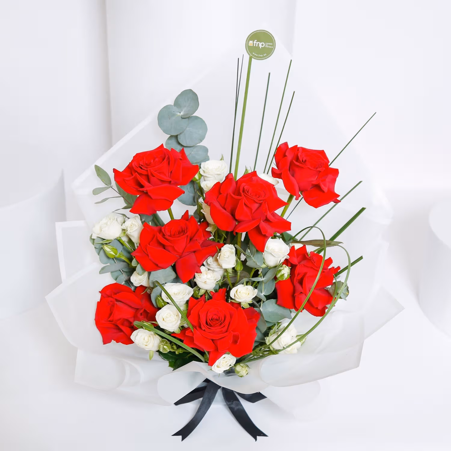 Simply Red Roses Bouquet for Mom
