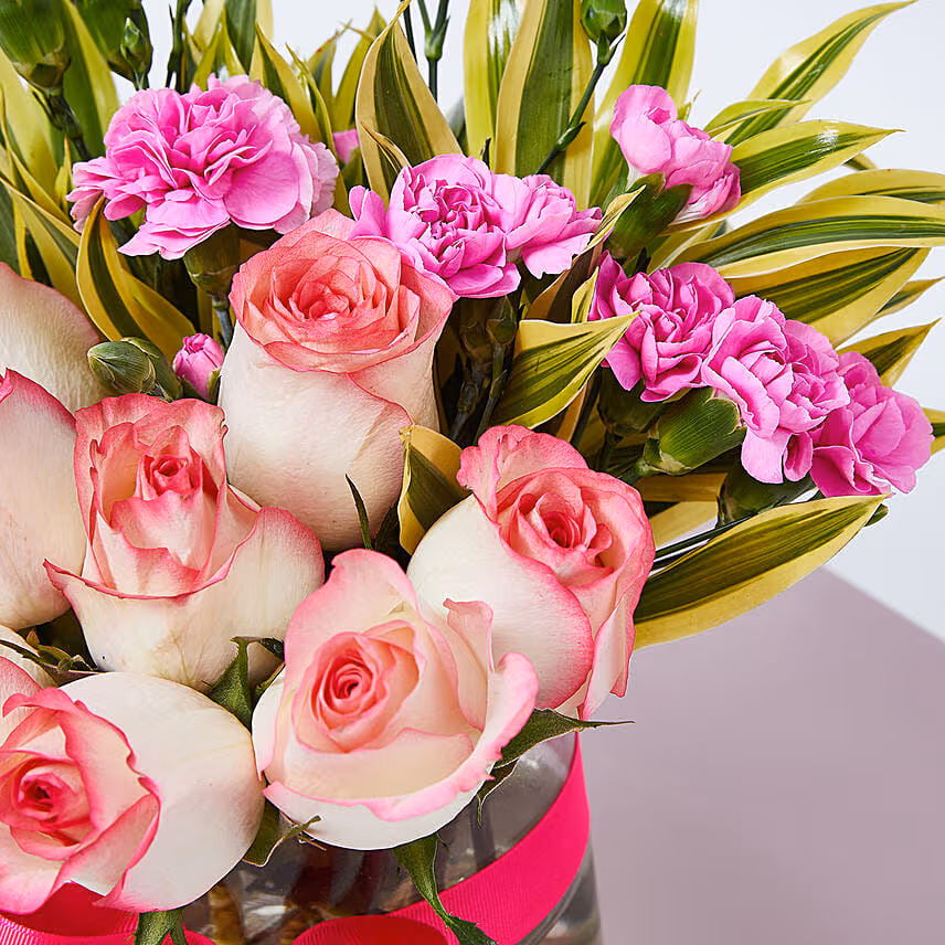 Dual Shade Roses And Carnations In Vase