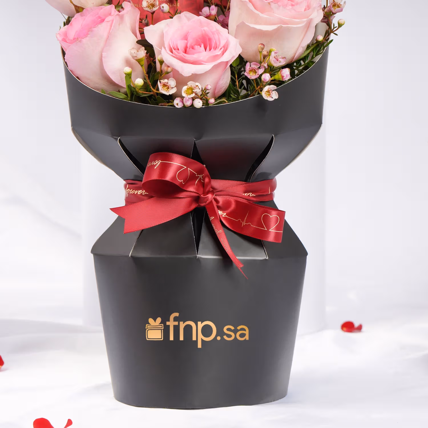 Pink Love Rose Bouquet n Chocolate Bars