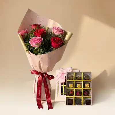Elegant Pink & Red Rose Bouquet with Assorted Chocolates