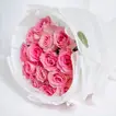 Elegant Bouquet of Exotic Pink Roses