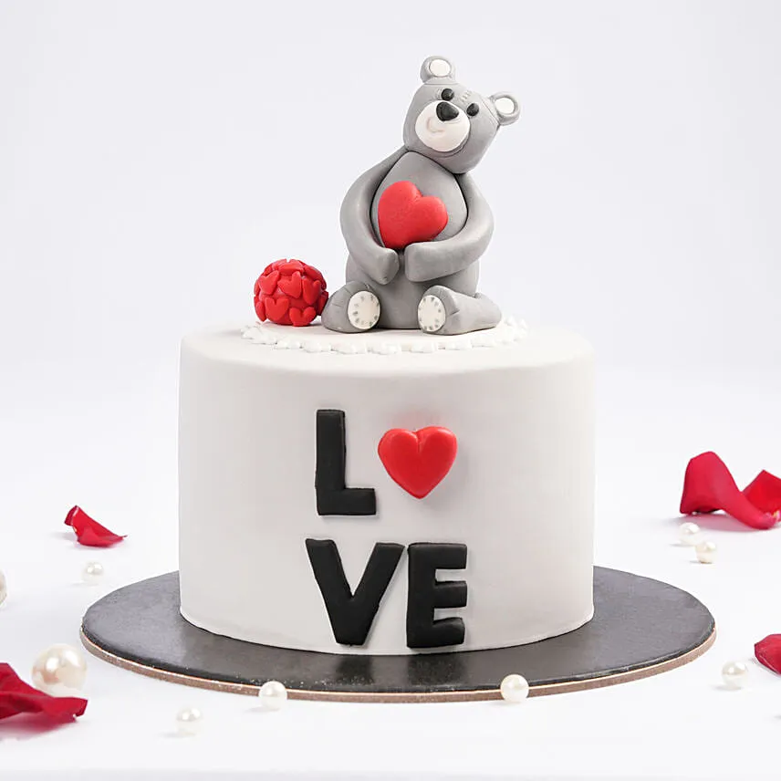 Love Teddy Cake